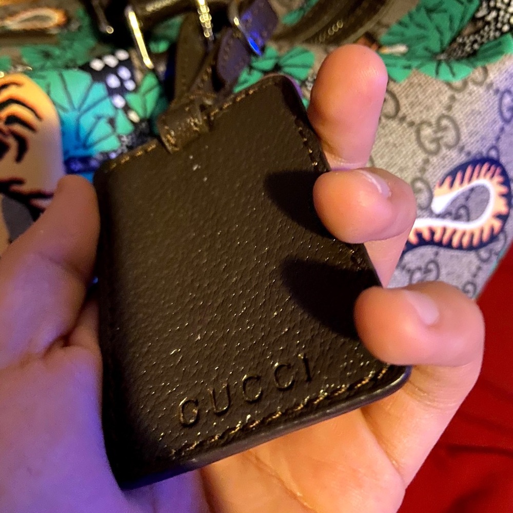 Brand New Gucci Crossbody Duffle XL - Picture 5 of 5